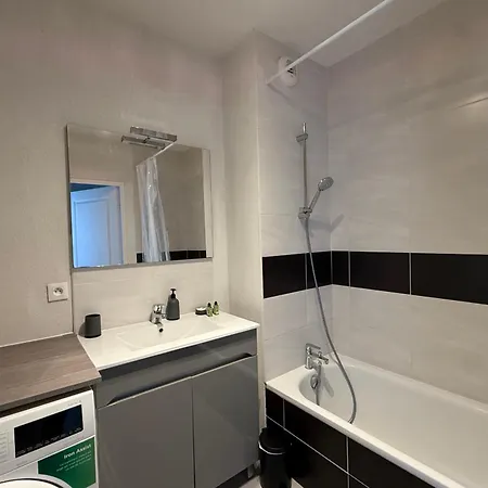 Casa vacanze La Marina Flat For 4 People In *